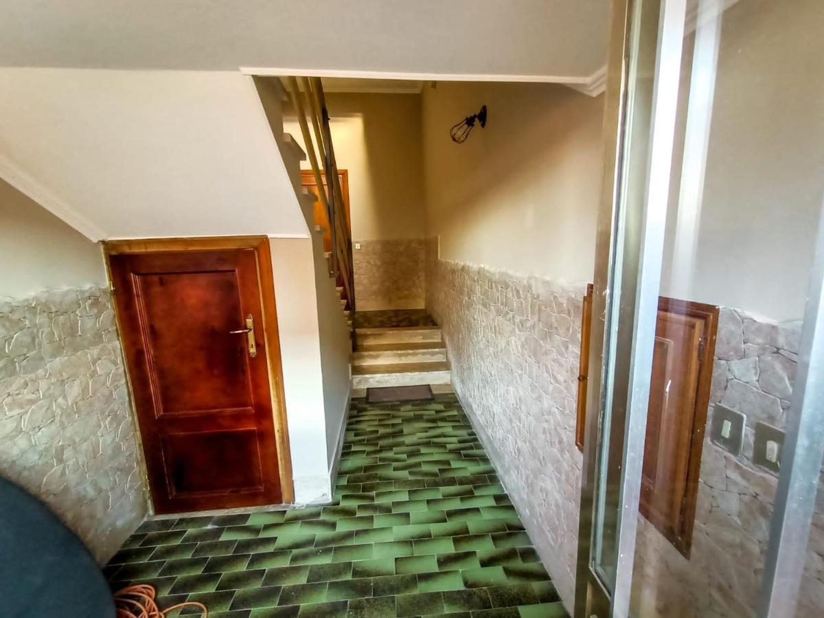 Bed and Breakfast Malu House Фьюмичино Экстерьер фото